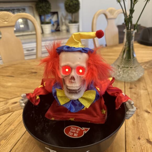Skeleton Clown Animated Talking Moving Halloween Creepy Trick r Treat Candy Bowl - Picture 9 of 12